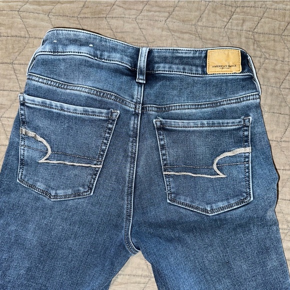 American Eagle High Rise Jegging Size 4 Short Super Stretch Light Wash - Picture 3 of 12